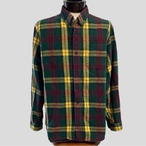 L.L. Bean Green Yellow Red plaid button up shirt Men’s Size XL-Reg